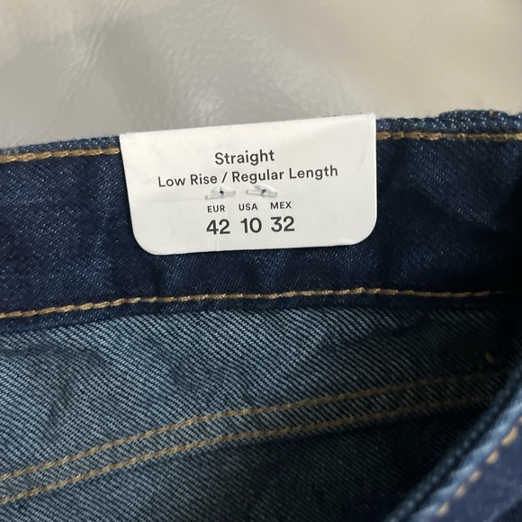 NWT - Pull & Bear Women’s Regular Straight Low Rise Jeans - Size 8, 10 - Picture 14 of 14
